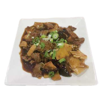 Ternera con bambú y setas